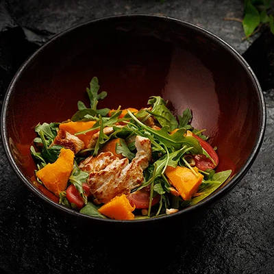 Салат с индейкой и соусом гамадари в Zuma по цене 1070 ₽