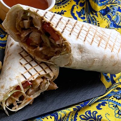 Шаурма минив Шаурма халяль в Перекрестке по цене 220 ₽