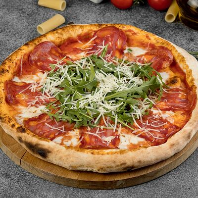 Schiacciata Piccante Ruccola e Grana в Basilico по цене 980 ₽