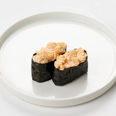 Острые суши с креветкой (2 шт.) в 2 Берега по цене 380 ₽