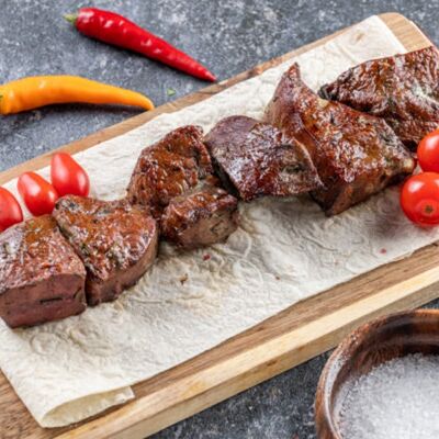 Шашлык из говяжьей печени с курдюком в Шашлык хаус по цене 650 ₽