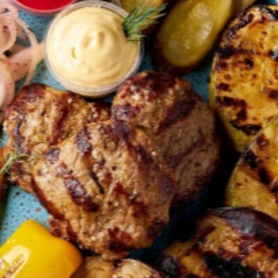 Мини-стейк с овощамив Фаттуш по цене 1250 ₽