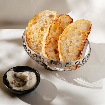 Чиабатта с маслом в Cristal по цене 400 ₽