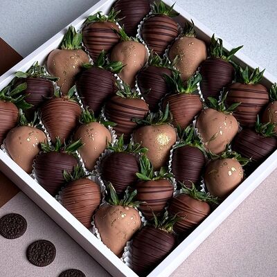 Клубника в шоколаде Шоколадный фейерверкв Mosfresa по цене 5190