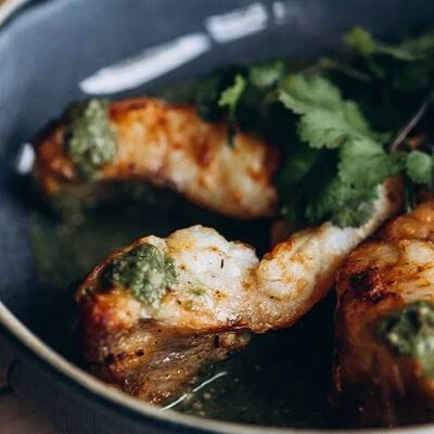 Филе судака в соусе киндзмари в Мацони по цене 750