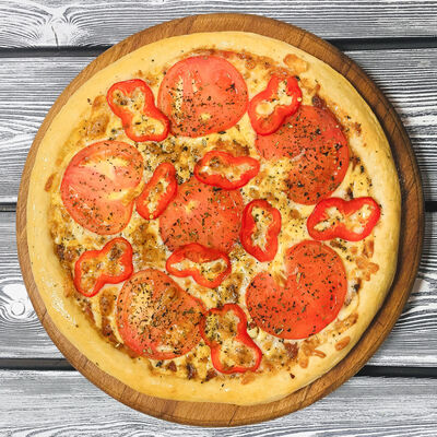 Пицца Маргарита в Гиро пицца халяль по цене 350 ₽