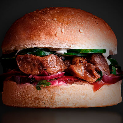 Бургер Шашлык в Burger&Sushi по цене 439 ₽