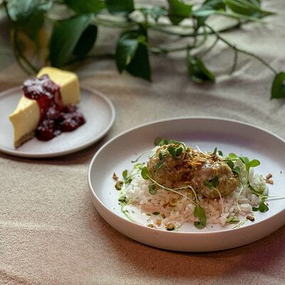 Сет №21 Горячее и десерт в Offshore по цене 490 ₽