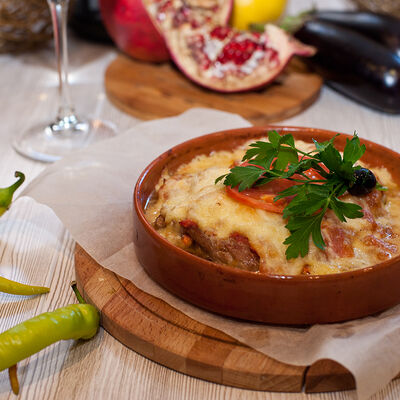 Свинина по-грузински в Амирани по цене 510 ₽