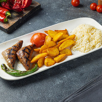 Кефте с сыром в CHEF BURGER Три вокзала Депо по цене 790 ₽