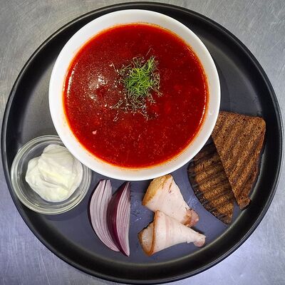 Борщ с говядинойв Паркофка по цене 350 ₽