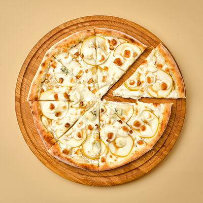 Пицца Груша Горгонзолла в Атлас еды по цене 800 ₽