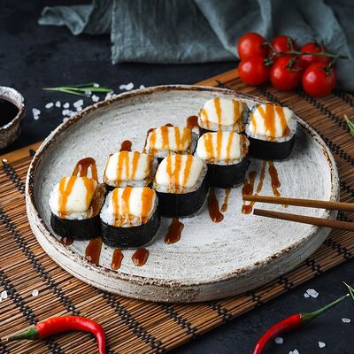 Запеченный ролл Тори hot в SUSHIBOX по цене 309