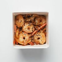 Вок с креветкой в RollХан