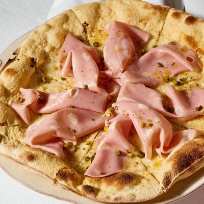 Pizza Romana Мортаделла в Salone pasta & bar по цене 1790 ₽