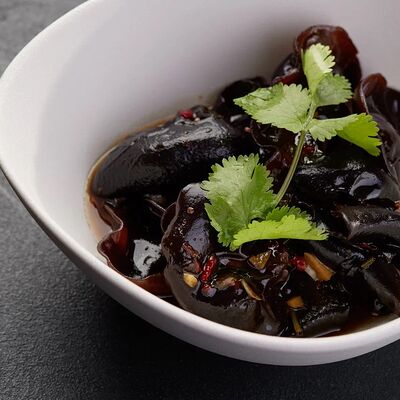 Маринованные грибы Муэр в По Чесноку по цене 148 ₽