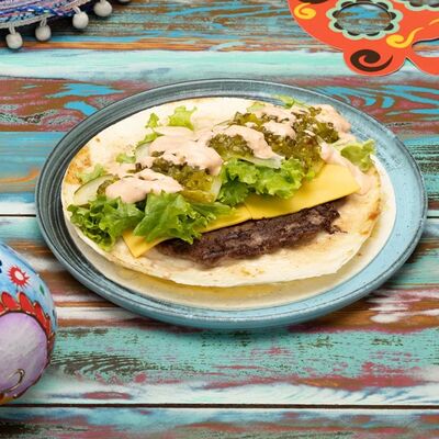 Бургер Тако в Burritos по цене 600 ₽