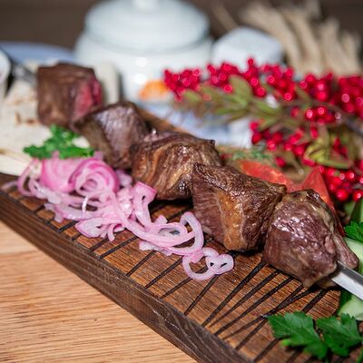 Шашлык из говядины в Гриль house по цене 695 ₽