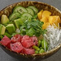 Поке с тунцом в Осьминог на Чапаева 58