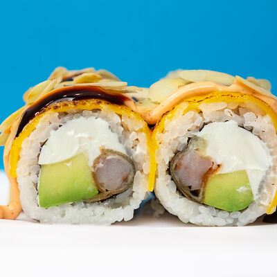Ролл чеддер с креветкой и спайси в Русалочка любит суши по цене 680 ₽