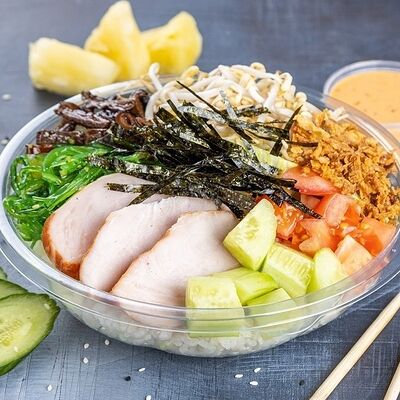 СуперБоул с курицей ореховый в SushiDays по цене 379 ₽