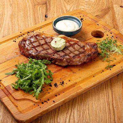 Стейк Стриплойн в Steak House по цене 3509 ₽