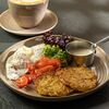 Картофельные драники с лососем и яйцом пашот в Bistro Оstro по цене 950