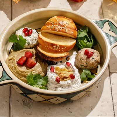 Ассорти паштетов в Асканели Georgian Bistro по цене 710 ₽