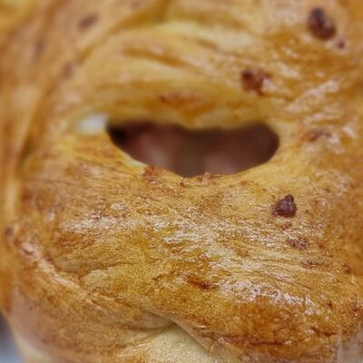 Булочка Ветчина с сыром в Сэр Донер по цене 180 ₽