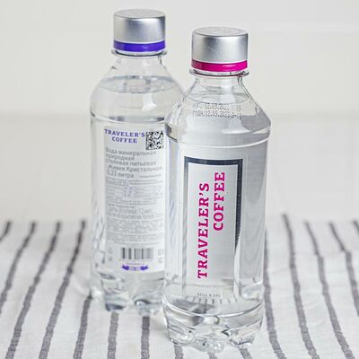 Вода негазированная в Traveler's coffee по цене 214 ₽