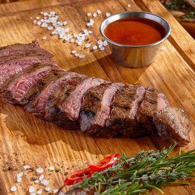 Фланк-стейк в Munhell по цене 1740 ₽