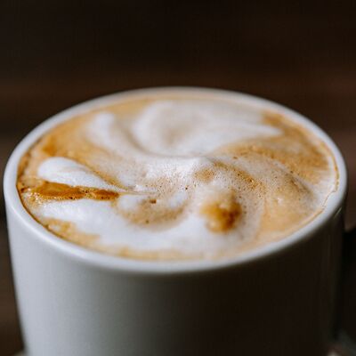 Кофе капучино на фундучном молоке в Gioffre по цене 324 ₽