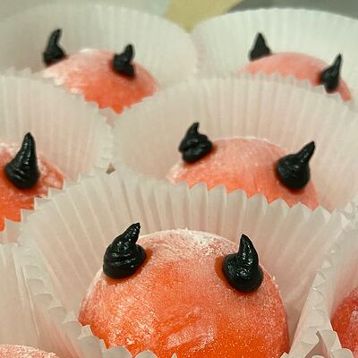 Моти Хэллоуин Дьяволв Премиум десерты по цене 450 ₽