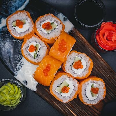 Ролл Филадельфия Вип в Sushi Time по цене 1000 ₽