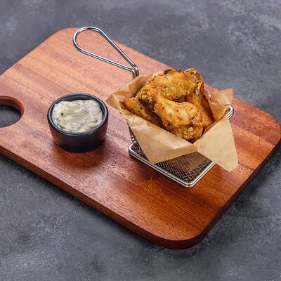 Куриные крылышки Баффало в BARVILLA по цене 470 ₽