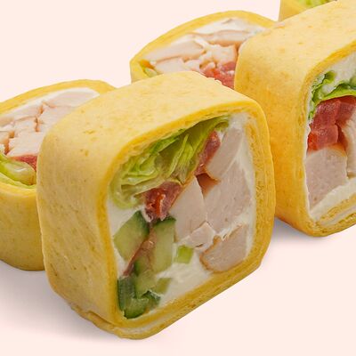 Ролл Тортилья с курицей в Суши-Box по цене 490 ₽