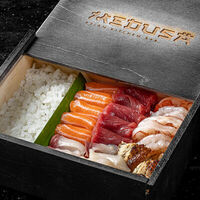 Sashimi box в Medusa by Novikov