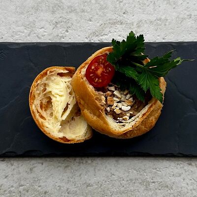 Гужер с паштетом из куриной печени в Еду домой по цене 230 ₽