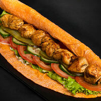Шашлык куриный в сырном лаваше в Black grill house