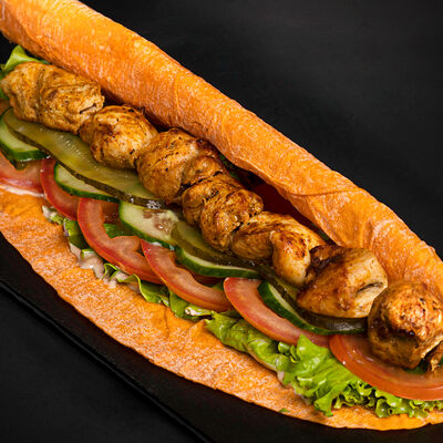 Шашлык куриный в сырном лаваше в Black Grill House по цене 610 ₽