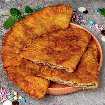 Чебурек в CHO-KAVO по цене 90 ₽