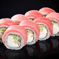 Филадельфия с тунцом в Space sushi