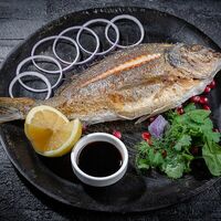 Дорадо на углях в Пери Шашлыки