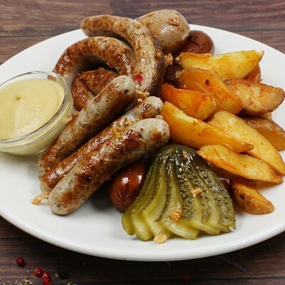 Ассорти колбасок Лайт в Хмель и солод по цене 1499 ₽