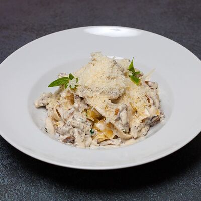 Паппарделле с говядиной и грибами в #proсчастье по цене 590