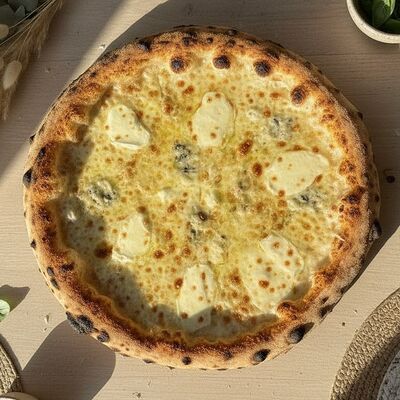 4 сырав Pizza La Vera по цене 1320 ₽