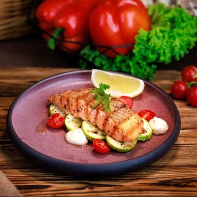 Филе кижуча с кабачками в Пинта по цене 879 ₽