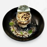 Шоколадный с арахисом и карамелью в Caviar