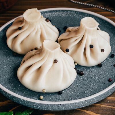 Хинкали с сыром сулугуни в ШАШЛЫК & BBQ по цене 999 ₽