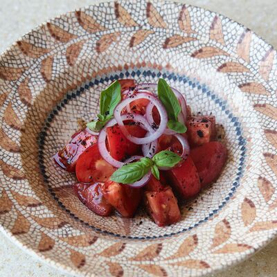 Салат из помидоров в Romanico по цене 890 ₽